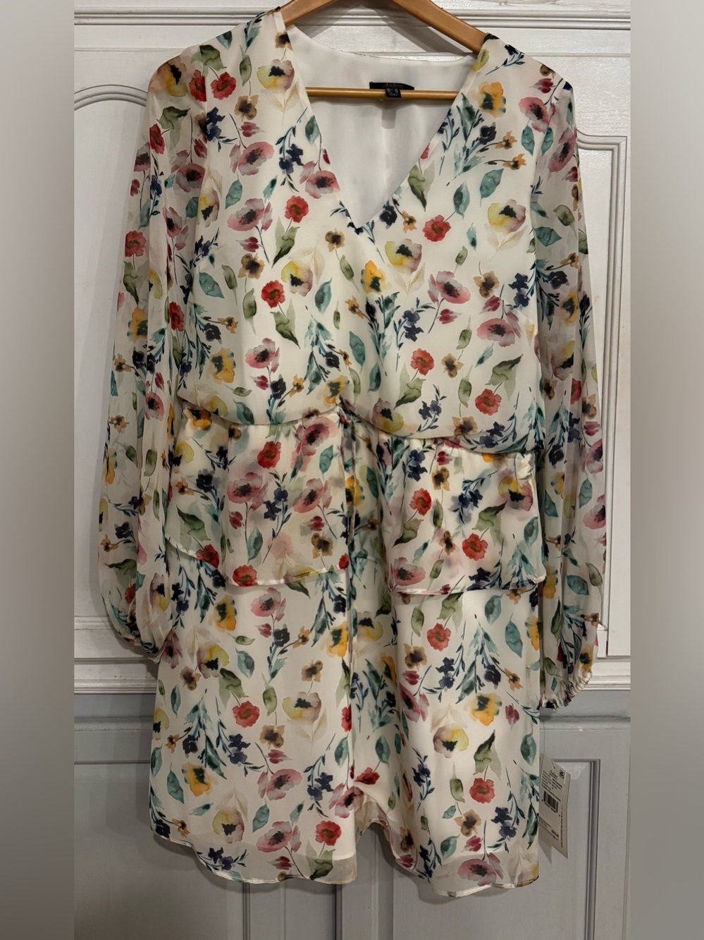 Aidan Mattox Cream Floral V-Neck Long Sleeve Romper